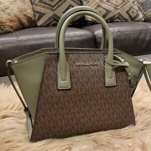 Michael Kors purse